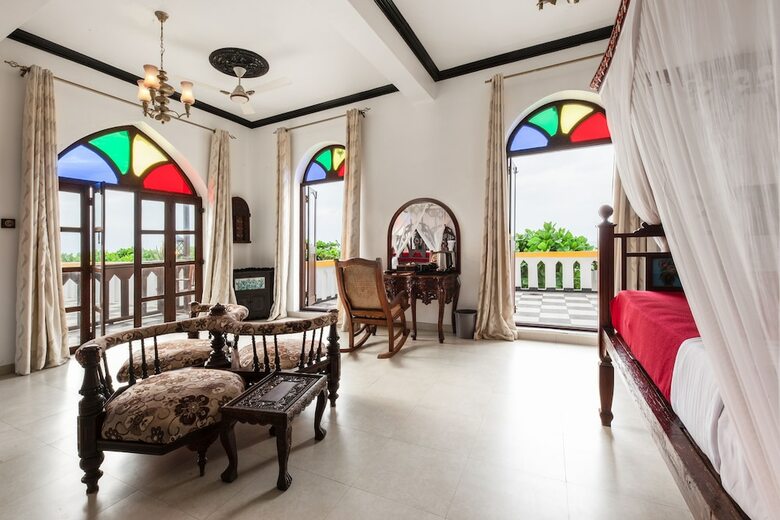 Tembo House Hotel