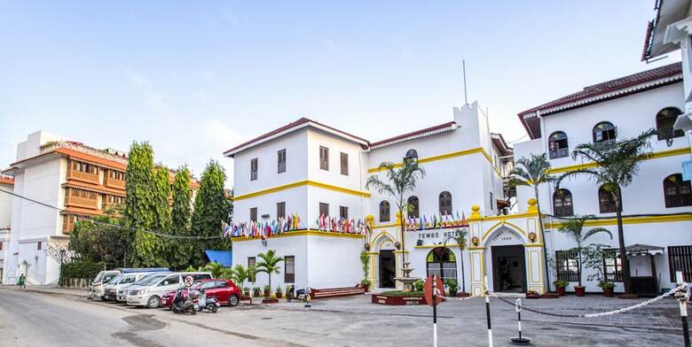 Tembo House Hotel