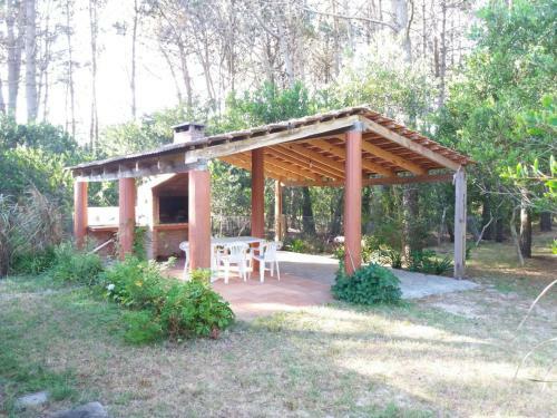 Lodge Adi Y Dina Caba�as