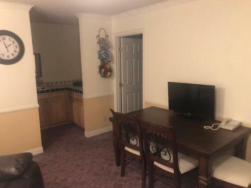 Hotel National 9 Inn