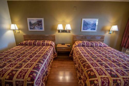 Hotel National 9 Inn