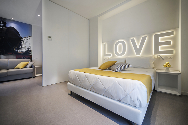Hotel Love Boat