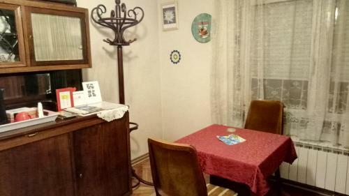 Hostal Rooms Aeroport