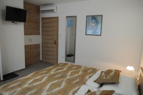 Hostal Guesthouse Tiban