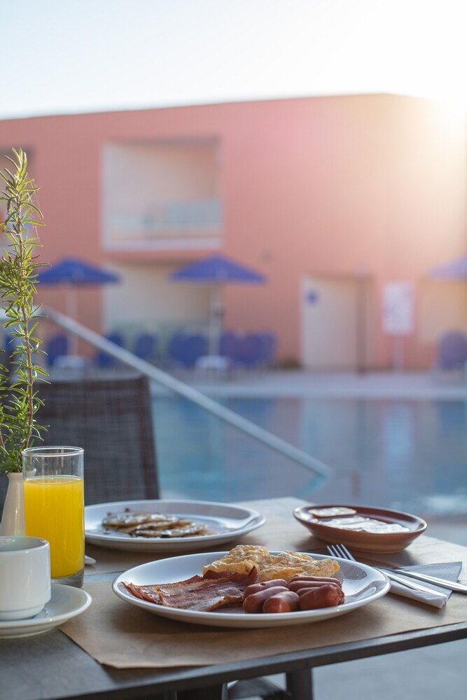Hotel Rethymno Village