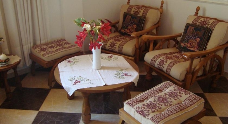 Aparthotel Athina