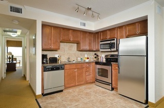 Hotel Coconut Cove Suites