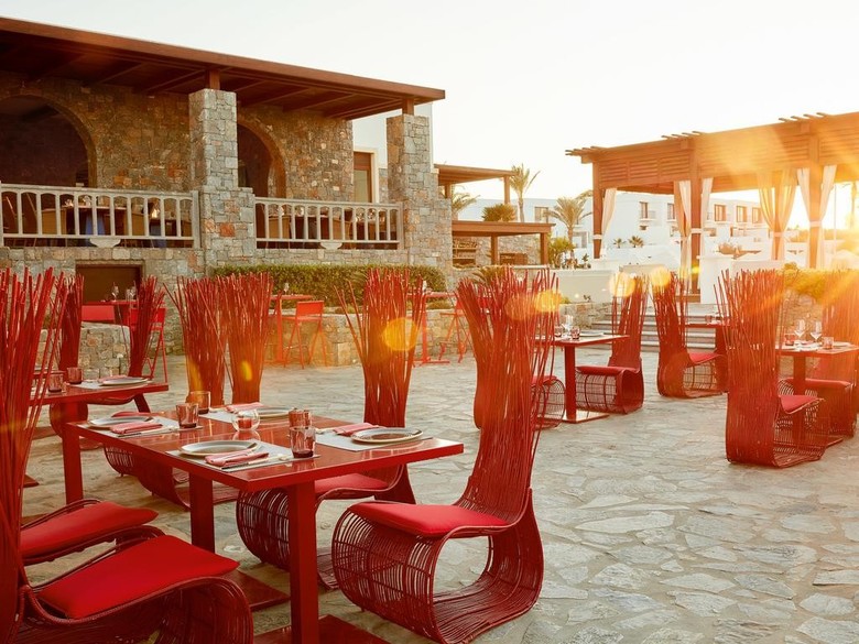 Hotel Amirandes