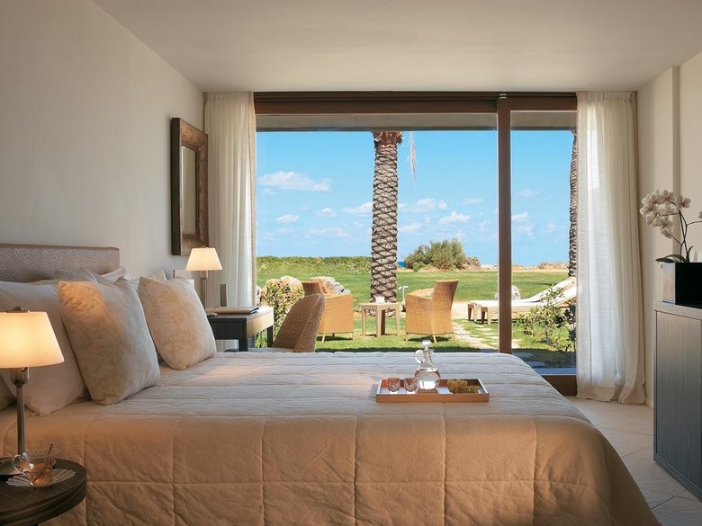 Hotel Amirandes