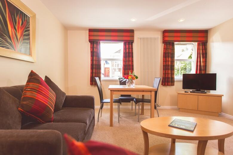 Aparthotel Malone Lodge
