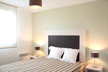Hotel Park & Suites Bordeaux-saint Jean D'illac