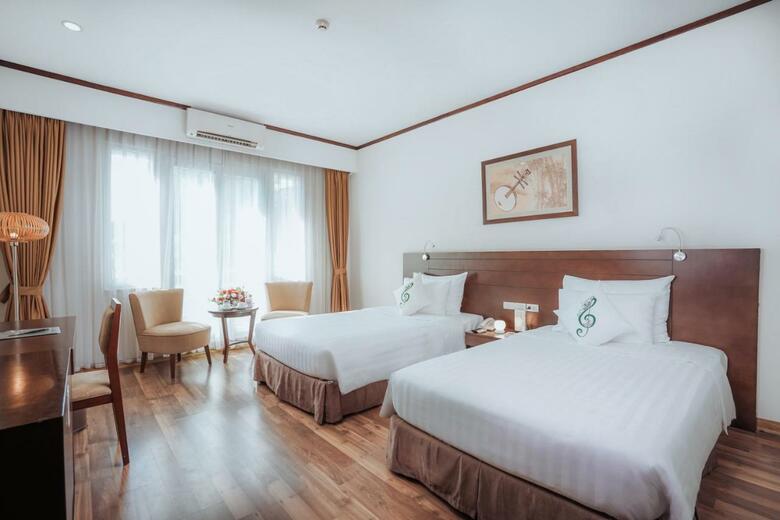 Hotel Thang Long Opera