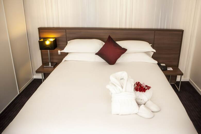 Paxton Spa Hotel Paris Mlv