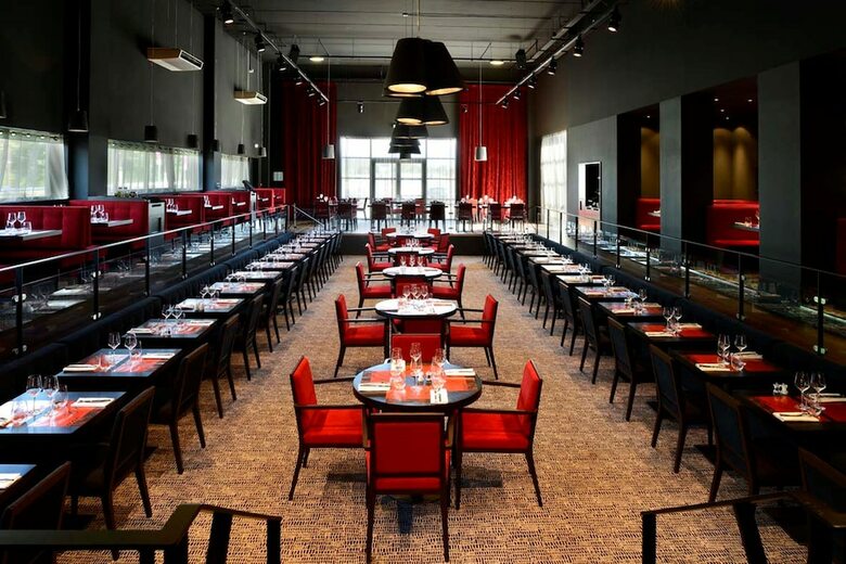 Paxton Spa Hotel Paris Mlv