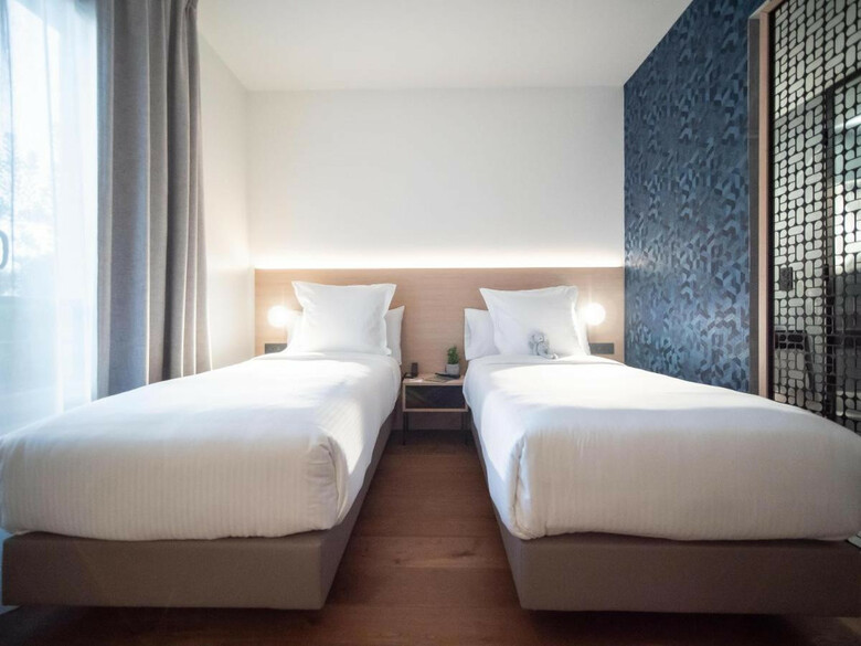 Paxton Spa Hotel Paris Mlv