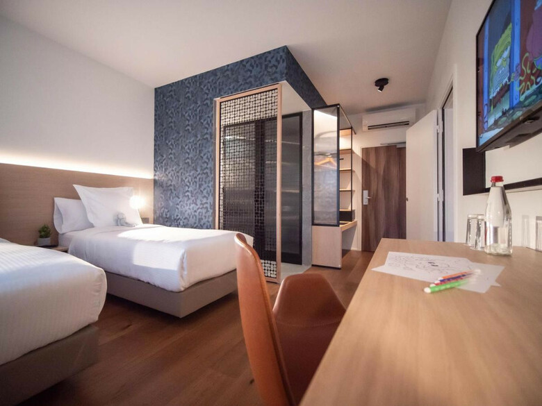 Paxton Spa Hotel Paris Mlv