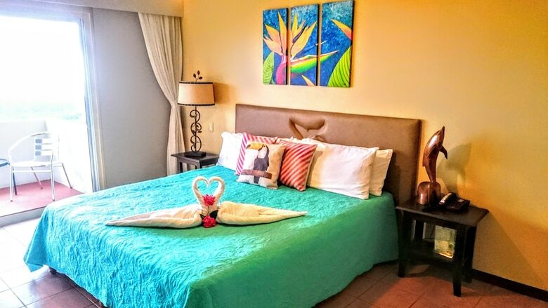 Hotel Whales  And  Dolphins