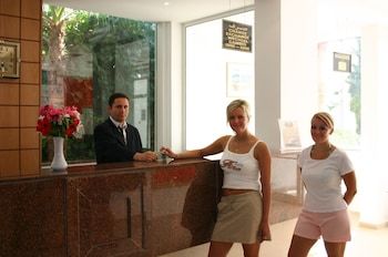 Hotel Emira