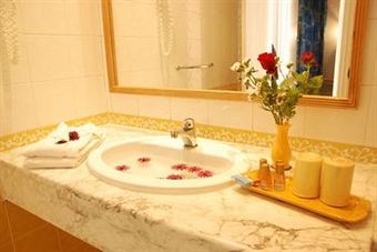 Hotel Nesrine