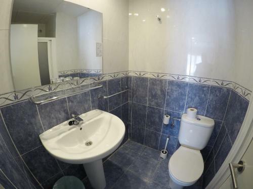 Hostal Mediterr�neo