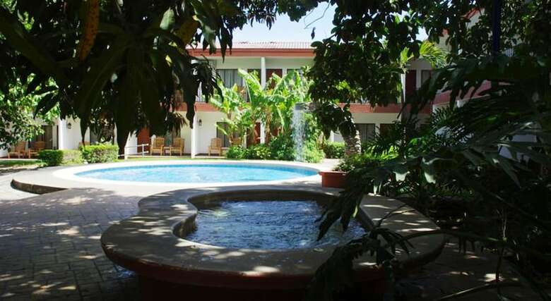 Hotel Boyeros
