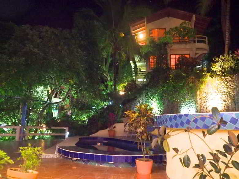 Hotel La Colina