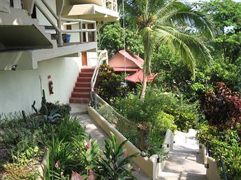 Hotel La Colina