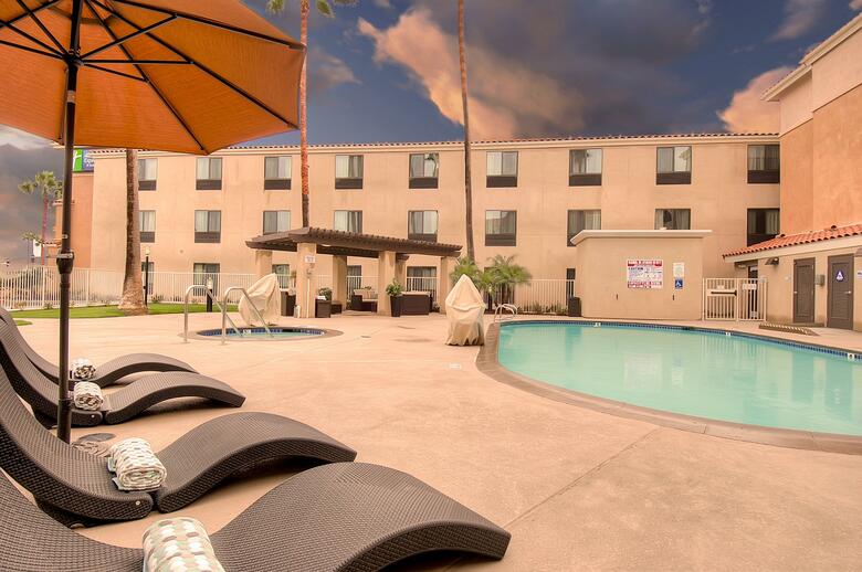 Hotel Quality Inn & Suites North Legoland Area