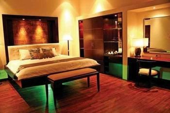 Hotel The Beverly Hills Bali