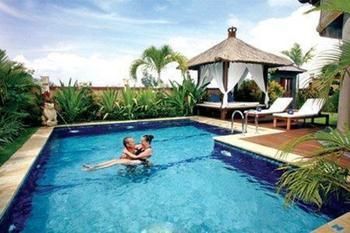 Hotel The Beverly Hills Bali