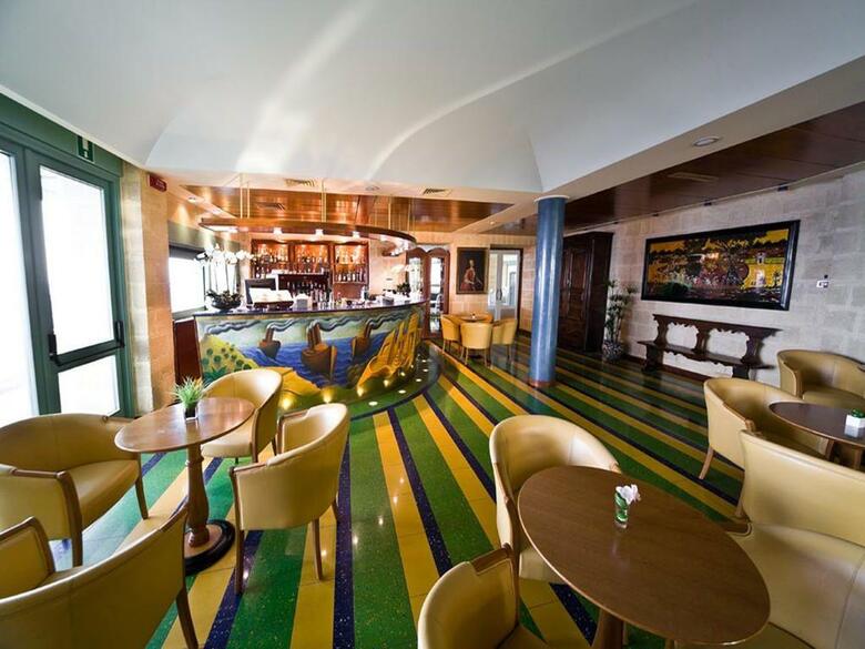 Hotel NH Venus Sea Garden