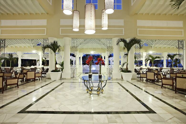 Hotel Bahia Principe Luxury Ambar - Adults Only