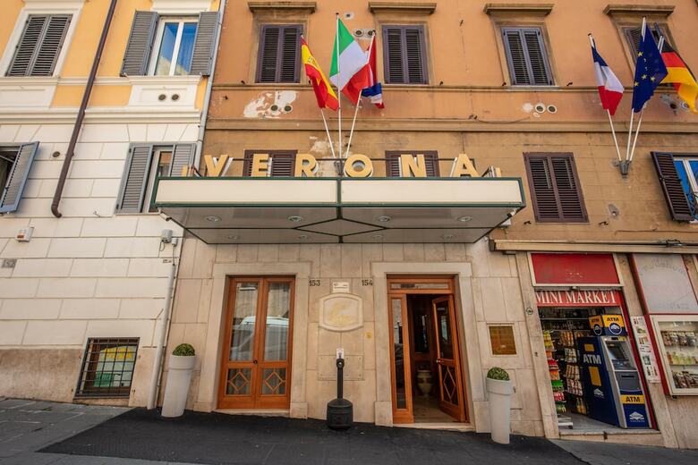Hotel Verona Rome