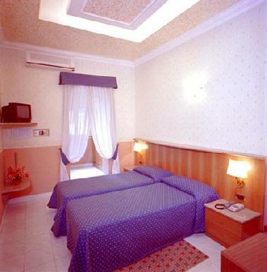 Hotel Verona Rome