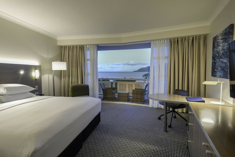 Hotel Doubletree By Hilton Cairns