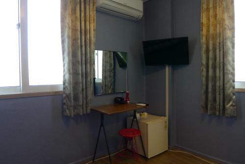 The House Hostel