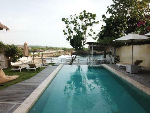 Villa Waru
