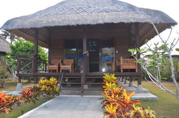 Sunset Coin Lembongan