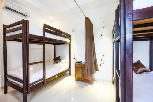 Nyuh Gading Home Stay