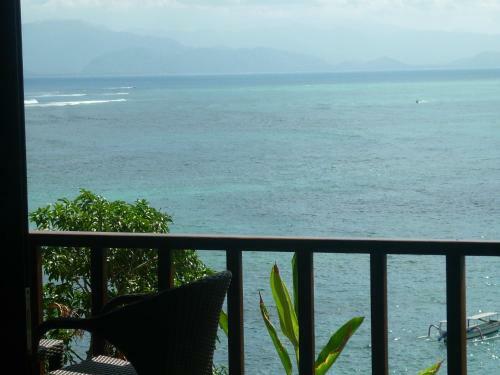 Song Lambung Beach Huts