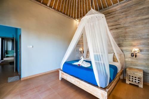 Song Lambung Beach Huts