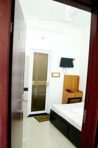 Mary Meridien Lodge