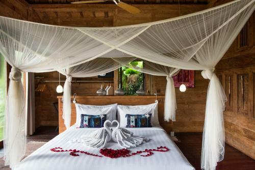 Hotel Blue Karma Resort