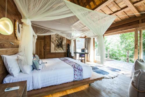 Hotel Blue Karma Resort