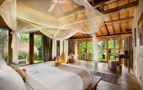 Hotel Blue Karma Resort