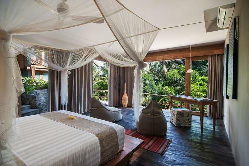 Hotel Blue Karma Resort