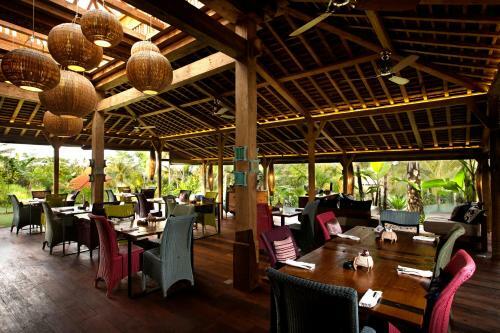 Hotel Blue Karma Resort