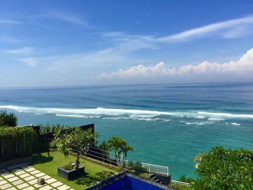 Indigo Dream Villa
