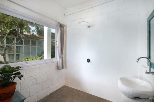 Hostal Bali Surf Villa