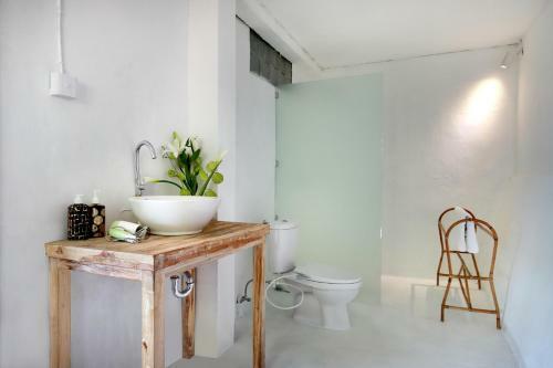 Hostal Bali Surf Villa